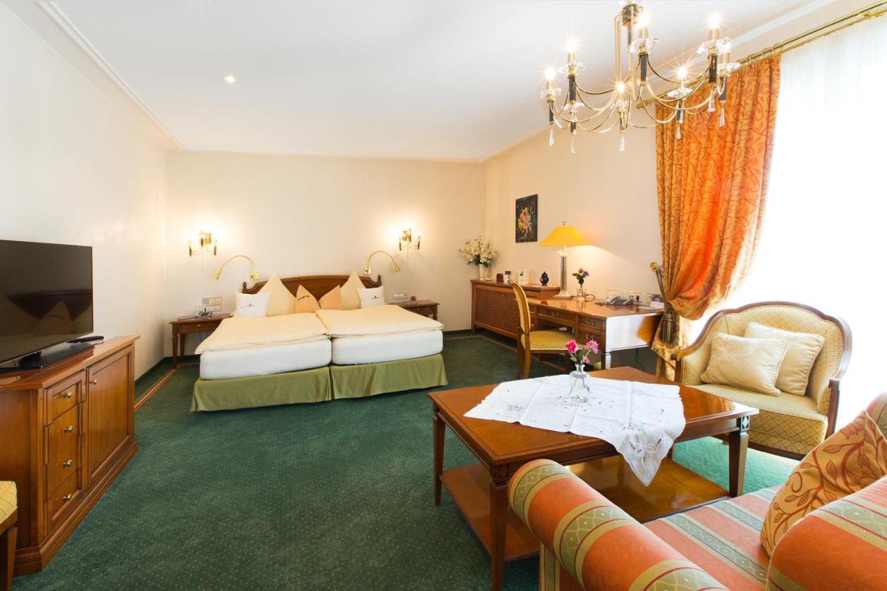 Akzent Hotel Restaurant Altdorfer Hof Вайнгартен Екстериор снимка
