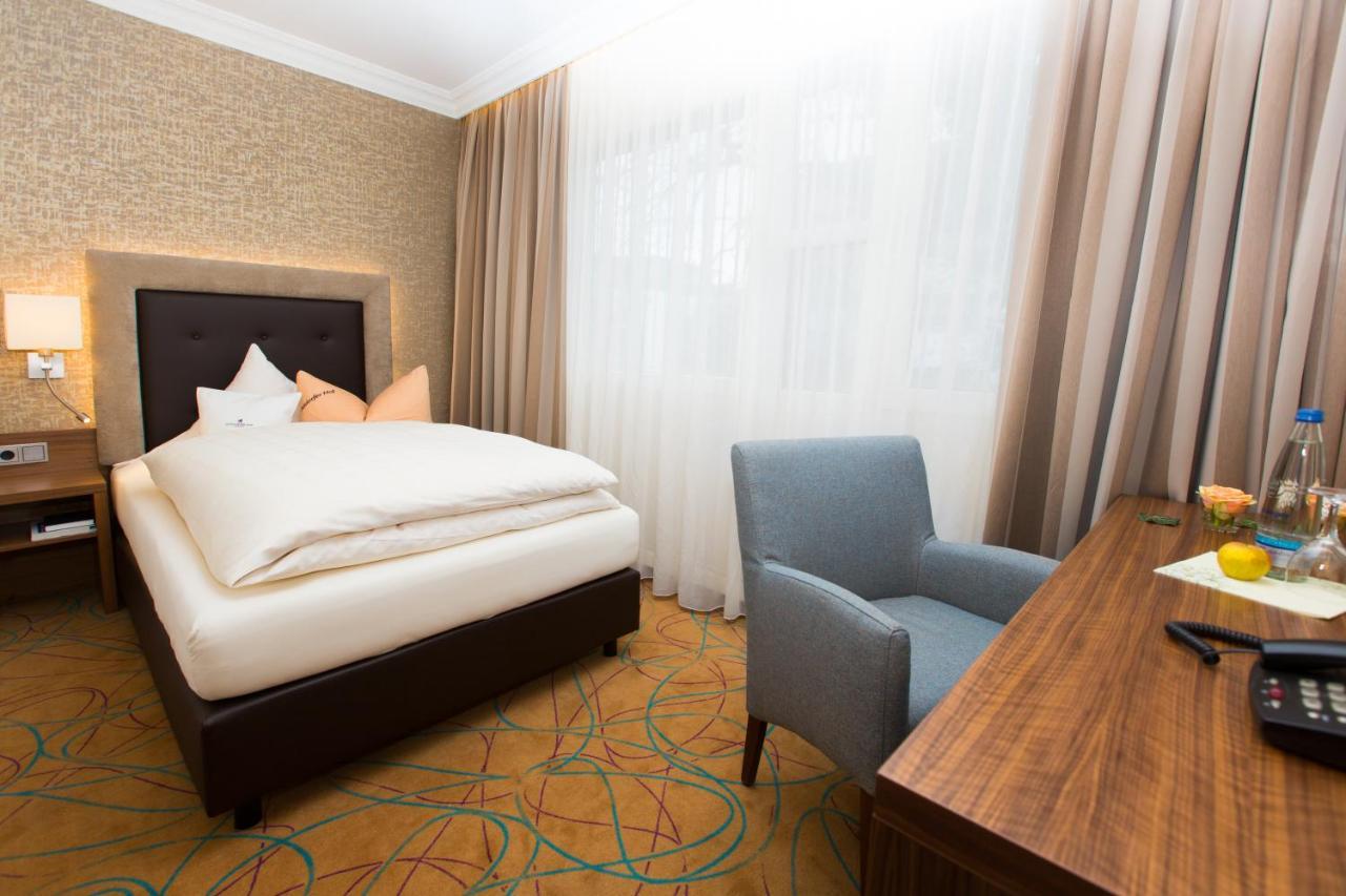 Akzent Hotel Restaurant Altdorfer Hof Вайнгартен Екстериор снимка