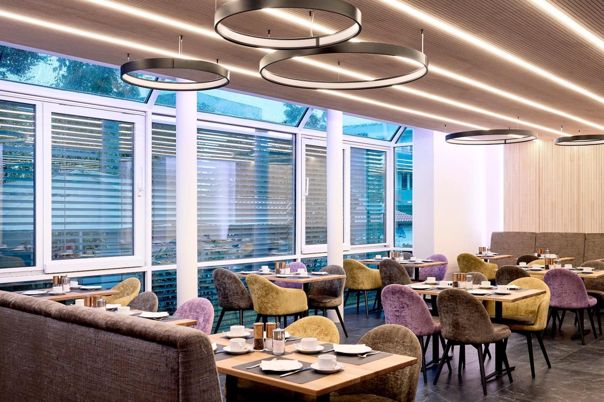 Akzent Hotel Restaurant Altdorfer Hof Вайнгартен Екстериор снимка