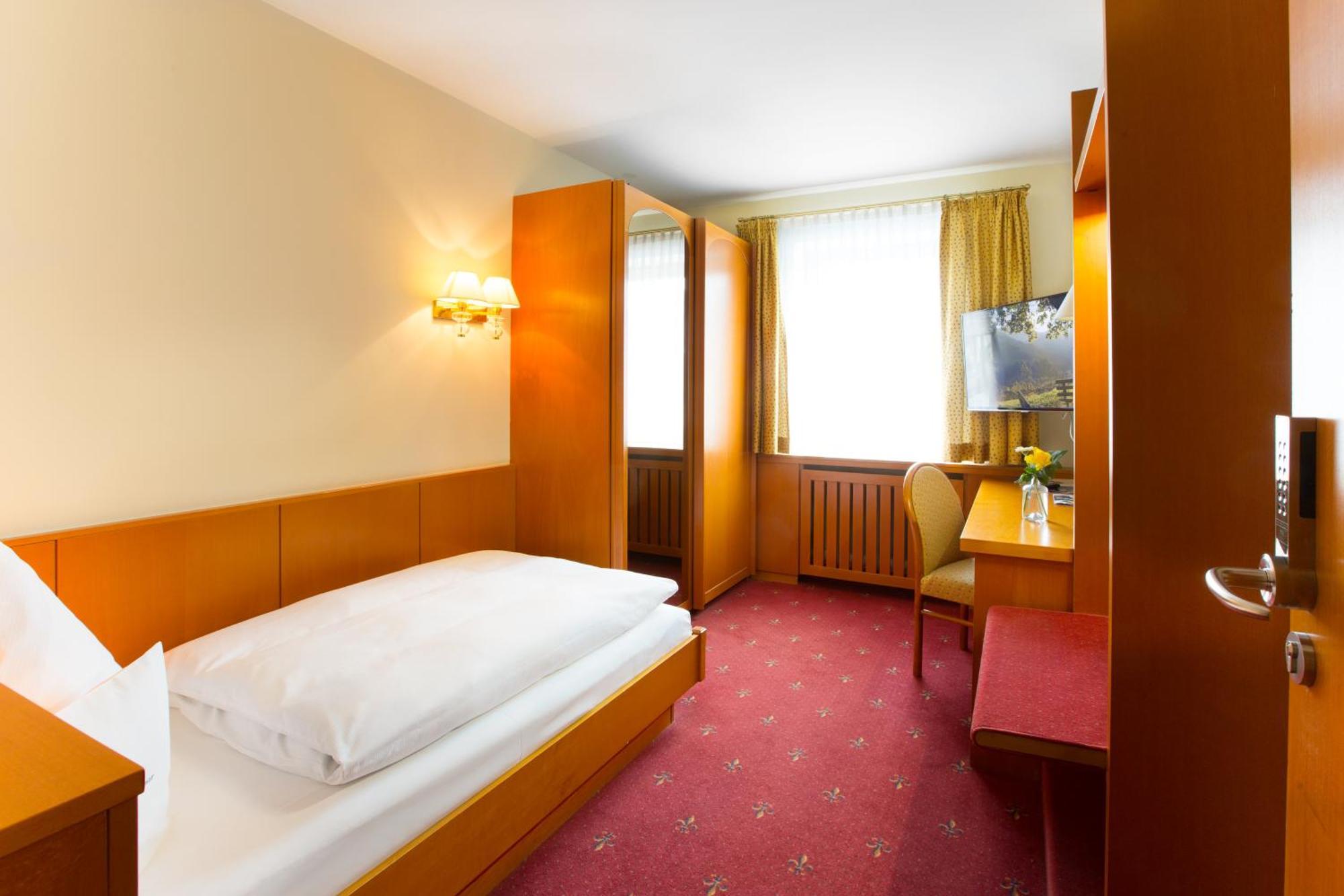 Akzent Hotel Restaurant Altdorfer Hof Вайнгартен Екстериор снимка