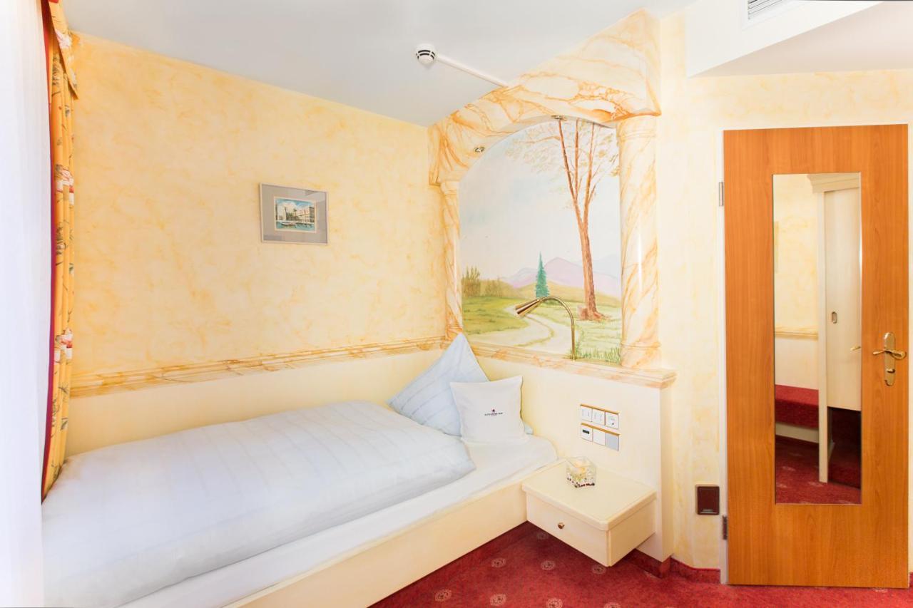 Akzent Hotel Restaurant Altdorfer Hof Вайнгартен Екстериор снимка
